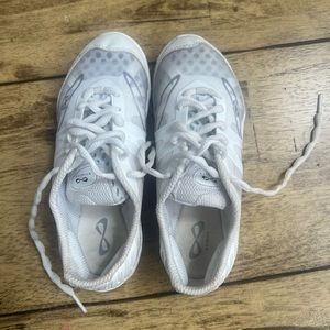 Nfinit Vengeance Cheer Shoes Y3